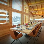 Chalet Bleu Infini - Ovo Network *