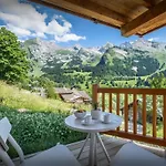 Bleu Infini - Ovo Network Chalet *